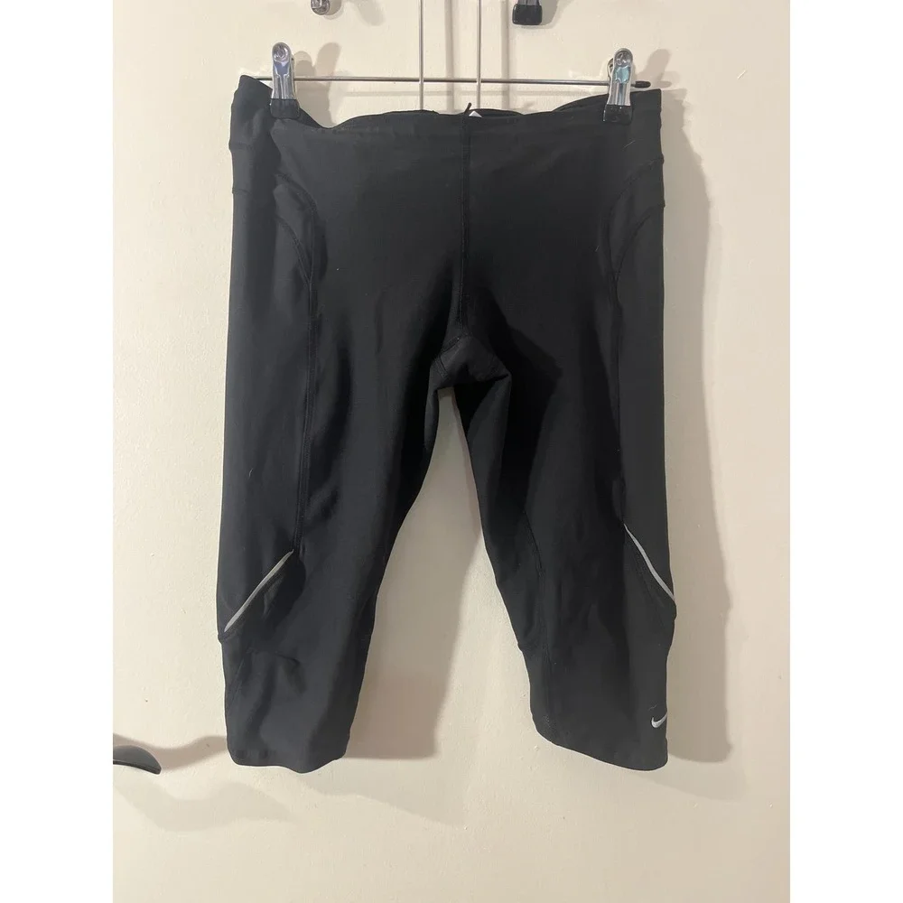 Nike Women's Fit Dry Capris - Size‎ L - Black